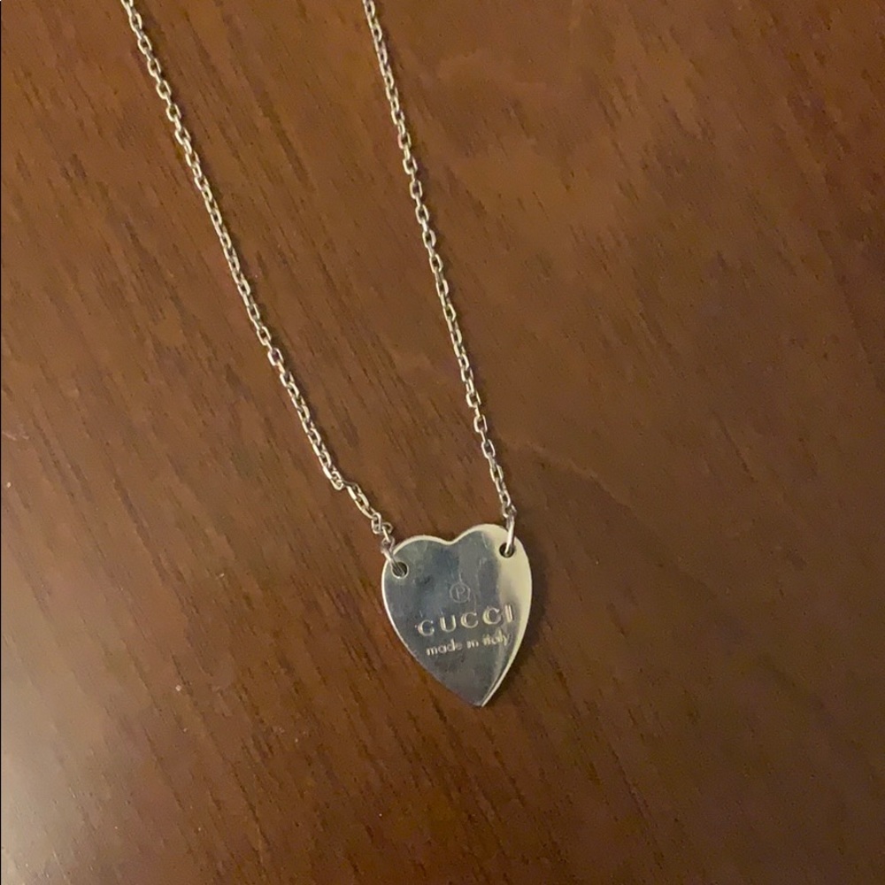 100% authentic Gucci heart necklace.